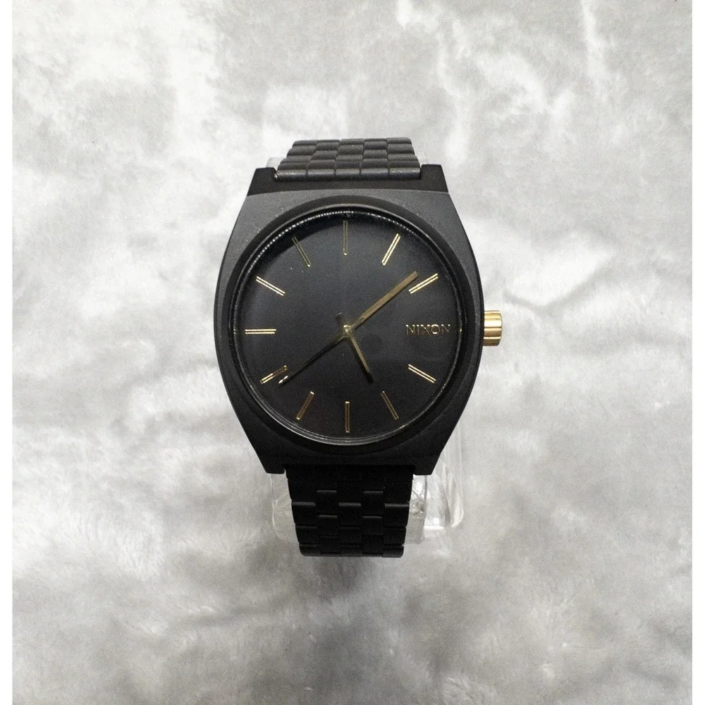 Nixon Minimalist Time Teller Mens 37mm Watch Matte Black Finish New Battery